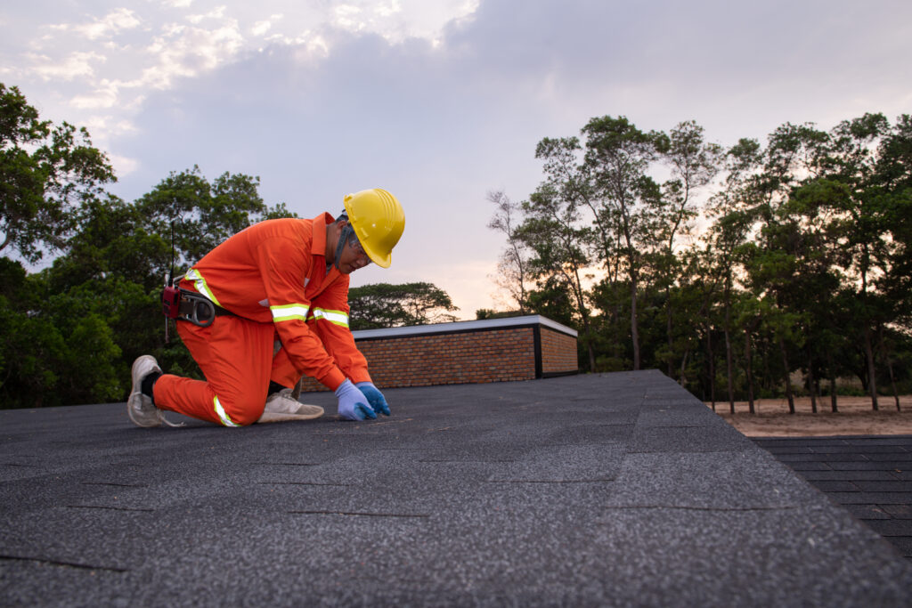Asphalt vs. Flat Roofing